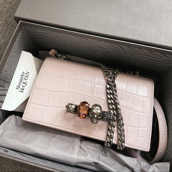 Alexander McQueen Handbags - Alexander McQueen jewelled knuckle duster bag